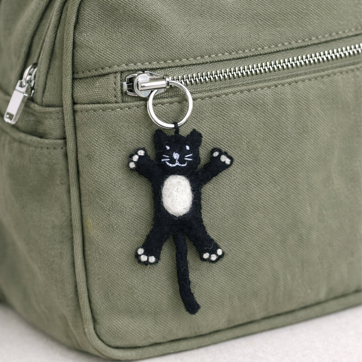 17B-KEYCAT-BL_SFEER Keyring cat black - Afbeelding 2