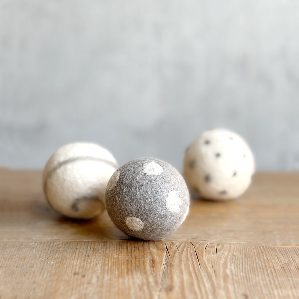 BOV-CAT-BALL-GRY_BETON CatToy balls grey (SET 3) - Afbeelding 4